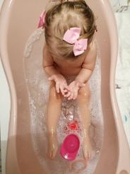 Mustela® Bublinková pena do kúpeľa s organicky pestovaným avokádom, 200 ml