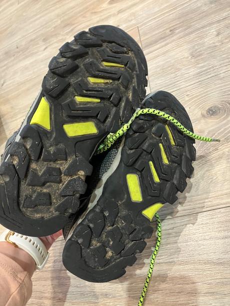 Turisticke topanky, nepremokave, 30