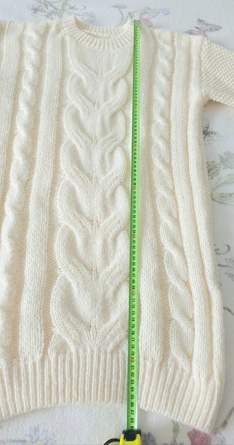 Teplý hrubý sveter 36/38 nenosený, m