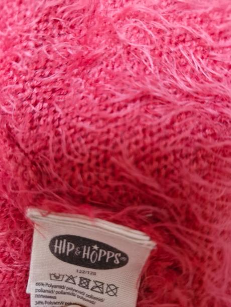 Chlpatý svetrik, 122