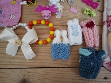 Bábika simba s oblecenim a množstvom doplnkov,