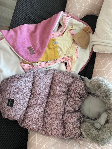 Stačí toto oblečenie na kočíkovanie v 4 - 5 stupňoch?