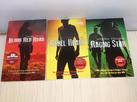 Moira young dustland trilogy wi18,