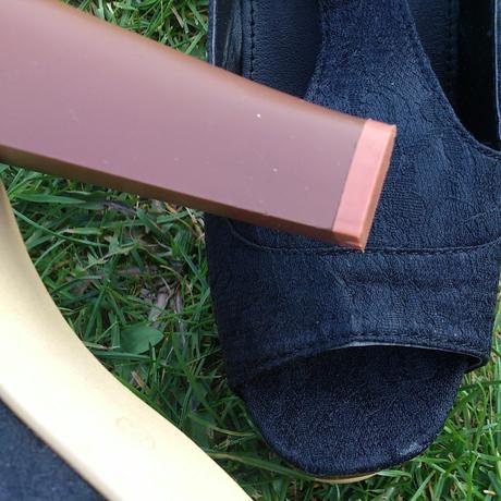 Čipkované, s hrubým opätkom, 38