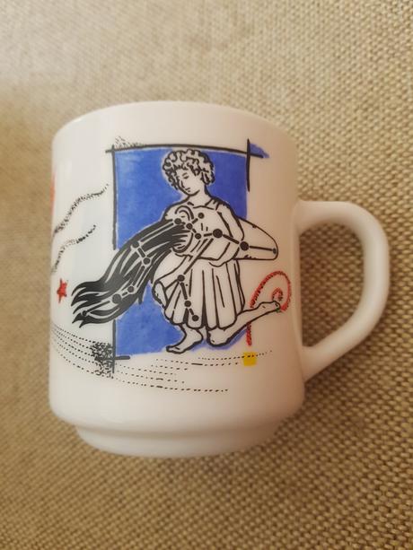 Hrncek / salka s astrologickym motivom - rozne,