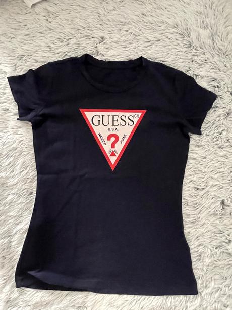 Letné značkové tričko, guess,s