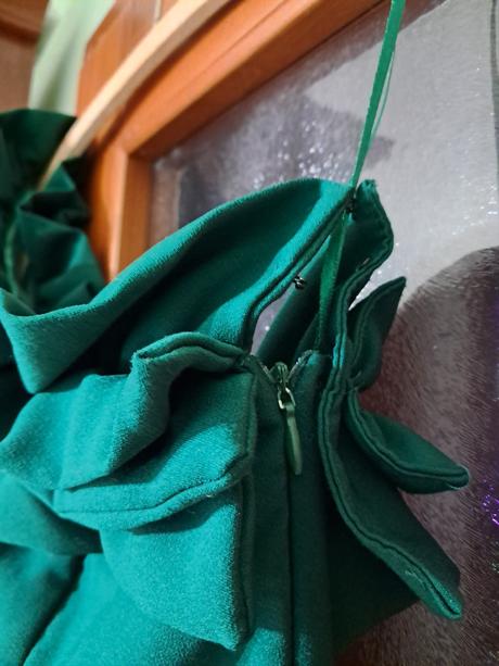 Elegantné šaty, 38