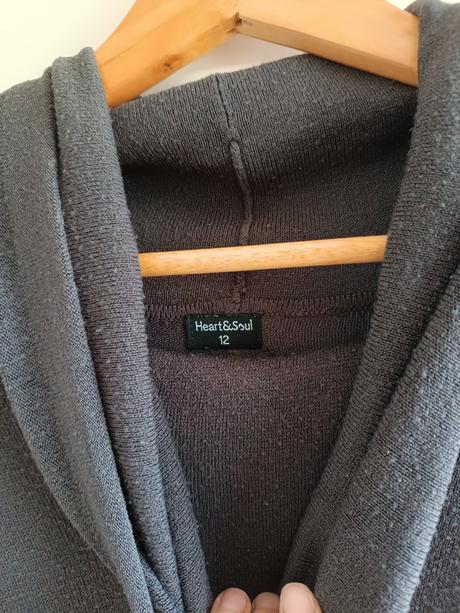 Dámsky pulóver/šaty, 40