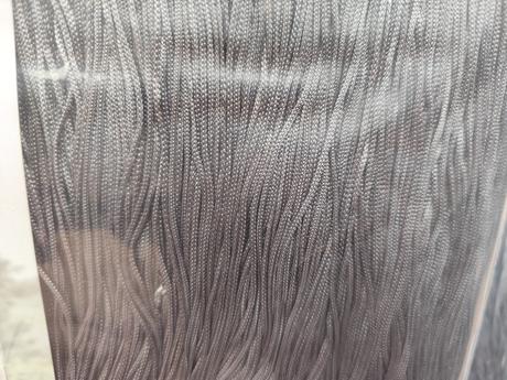 Závesy/záclony dizajnové zo striebornej priadze, 