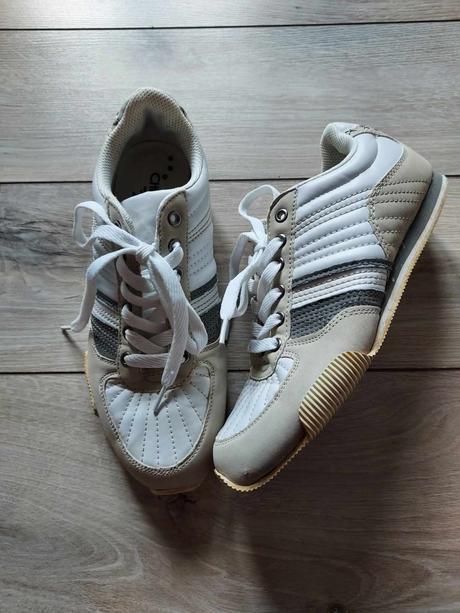 Tenisky, cherokee,39