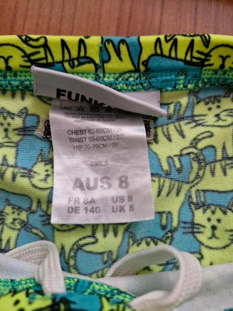 Detske sportove plavky_funkita_macka, 140