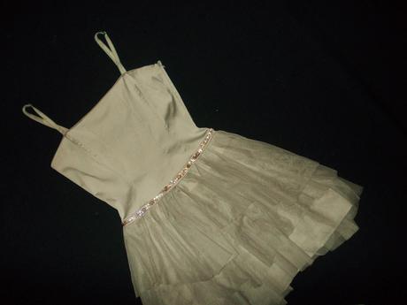 Šaty rinascimento, s