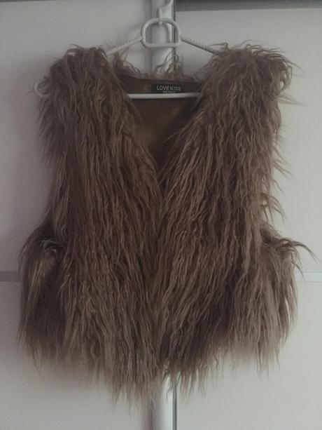 Vestička na zapínanie, s