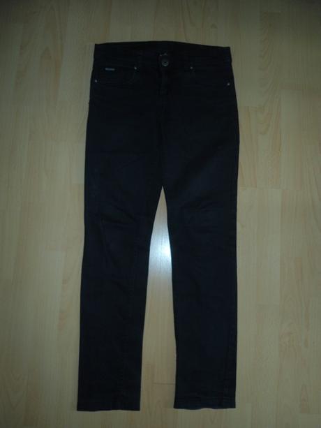 Cierne rifle, takko,164