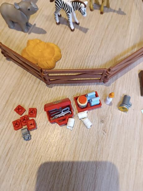 Playmobil wild life 70766 záchranná stanica, 