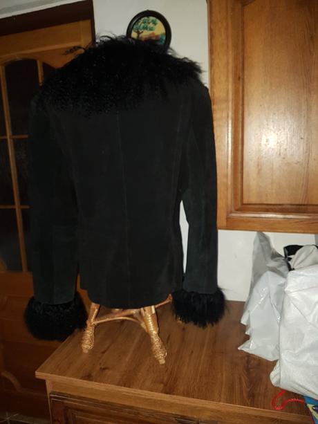 Bunda zn.papaya,prava koza,mongolska ovca, papaya,l