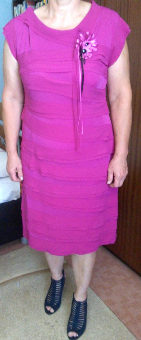 Ružové šaty, 46
