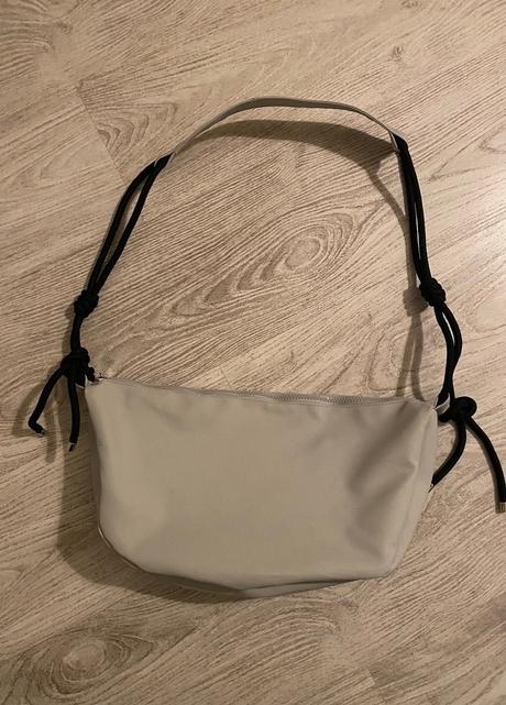 Dámska kabelka, gate