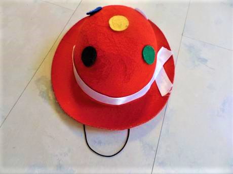 Filcový klobúčik pre bábiku, 