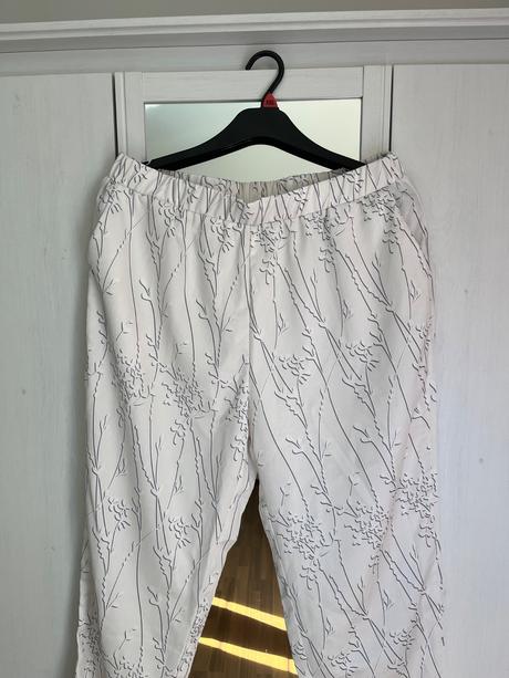 Tenké letné nohavice veľkosť 44-46, 46