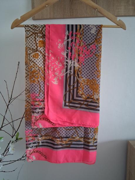 Elegantná šatka, 