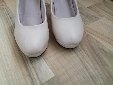 Béžové lodičky, 40