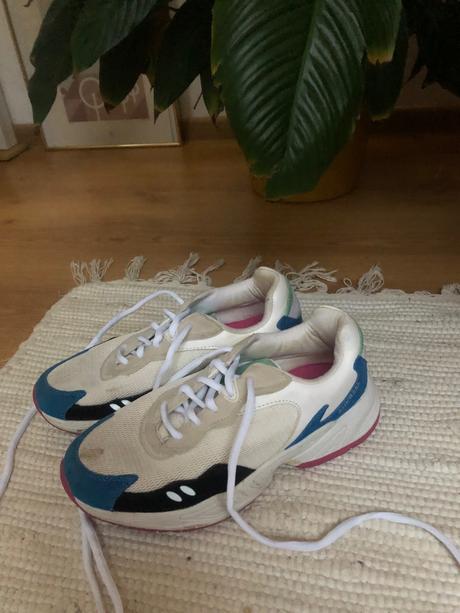 Biele tenisky, pull&bear,37