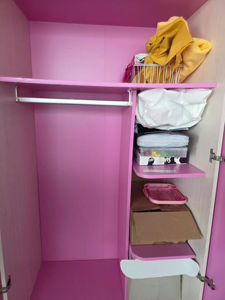 Ružová skriňa cilek muffiny,