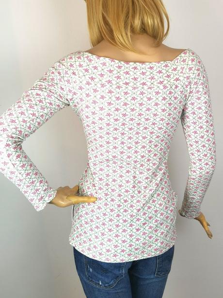 Blutsschwester - krásny top, s