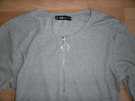 Stredne hrubé športové šaty, new yorker,38