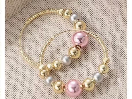 Krásne náušnice s farebnými gulickami, 