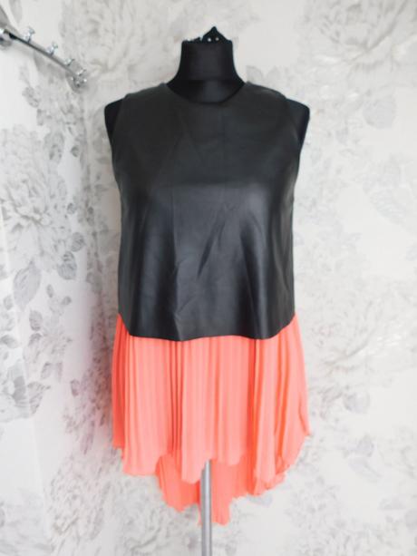 Pekne trendy šaty/tunika, 36