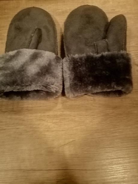 2x ciapka puma a fila, sede rukavice 4e, puma,xs