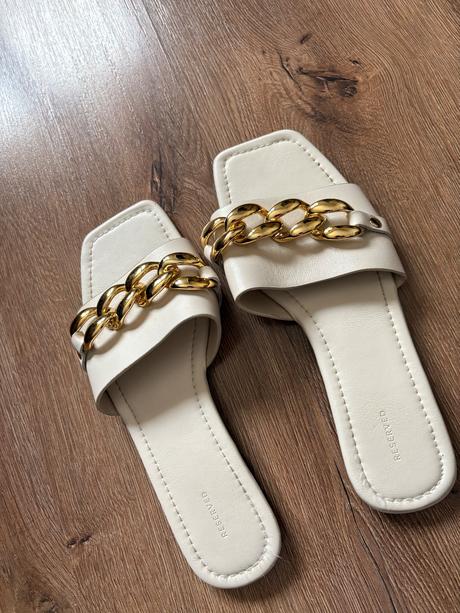 Šľapky reserved, reserved,38