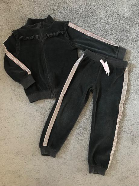 Tepláková súprava v.104, 104