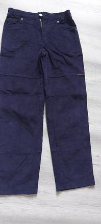 Menžestrové nohavice, 146