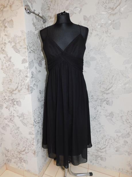 Luxusne pekne korzetove saty na slavnost, 38