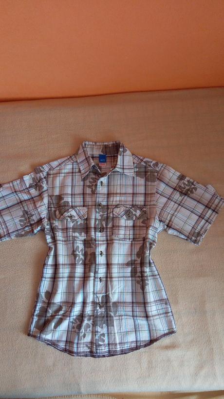 Svetrík, košeľa a rifle 10-11 rokov, 146