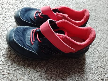 Turistické topánky, 32