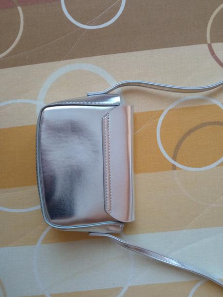 Dievčenská metalízová kabelka s hviezdičkou,