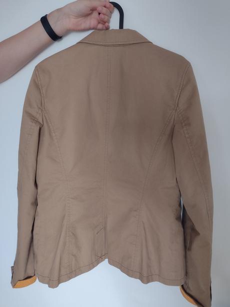 Sako, esprit,38