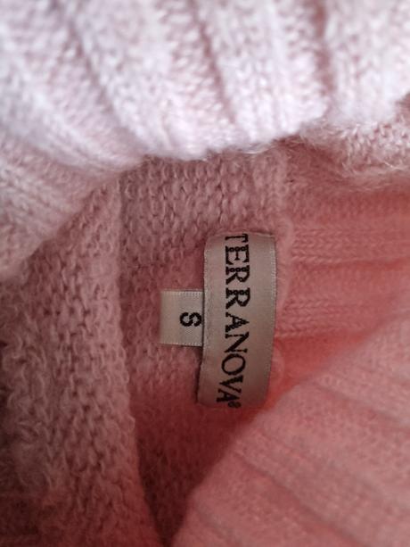 Ružový sveter, terranova,s