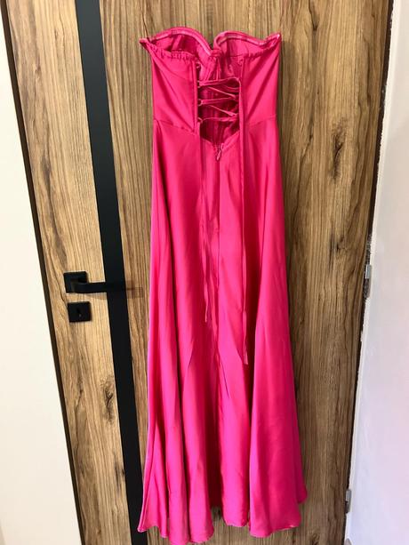 Spoločenské šaty, s