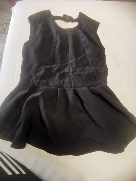 Elegantné tričko s holým chrbtom, xs