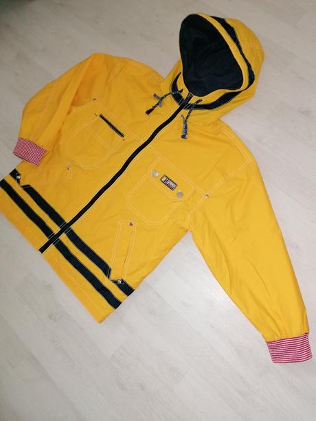 Vodeodolná a vetruvzdorná bunda, 140