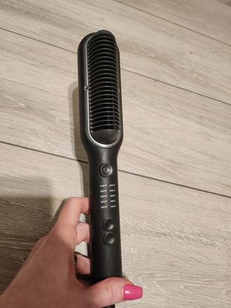 Žehliaca kefa na vyrovnanie vlasov, 