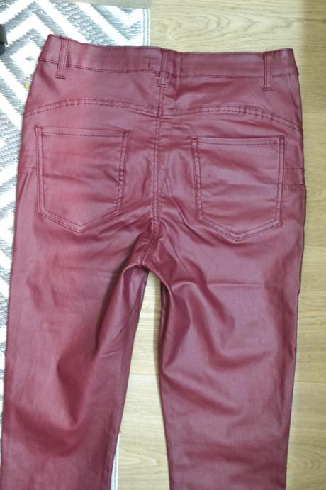 Sexi push up na štýl freddy kožený vzhľad s/m, m