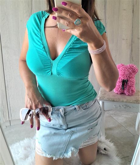 Smaragdovo zelené tričko-m, m