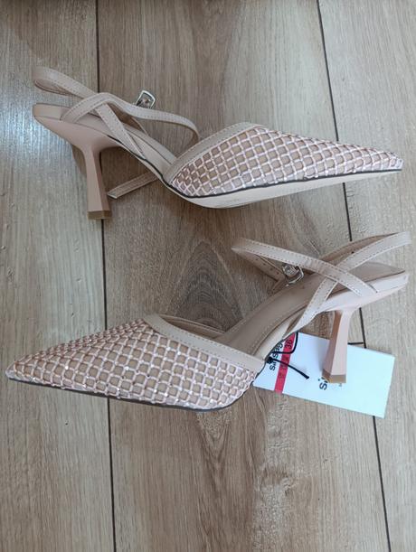 S visačkou,top stav, sinsay,36