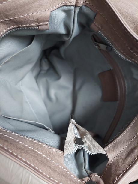 Béžová kožená kabelka facebag,